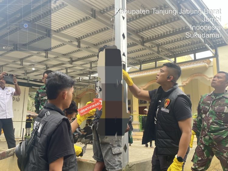 Tragis! Seorang Pria Ditemukan Tewas Gantung Diri di Halaman Masjid Nurul Hikmah