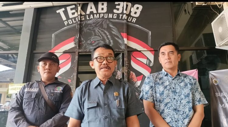 Accs. Prof. Dr. Bennadi. SH. MH. Datangi Mapolres guna pertegas kasus tanah wakaf Masjid Nurul Mukmin Desa Negeri tua