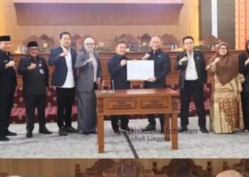 Paripurna DPRD Kota Lubuk Linggau Tetapkan 13 Propemperda 2026