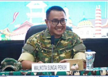 Wali kota sungai penuh Alfin, S.H. menutup Kegiatan Bimtek Kades-BPD sekota sungai penuh