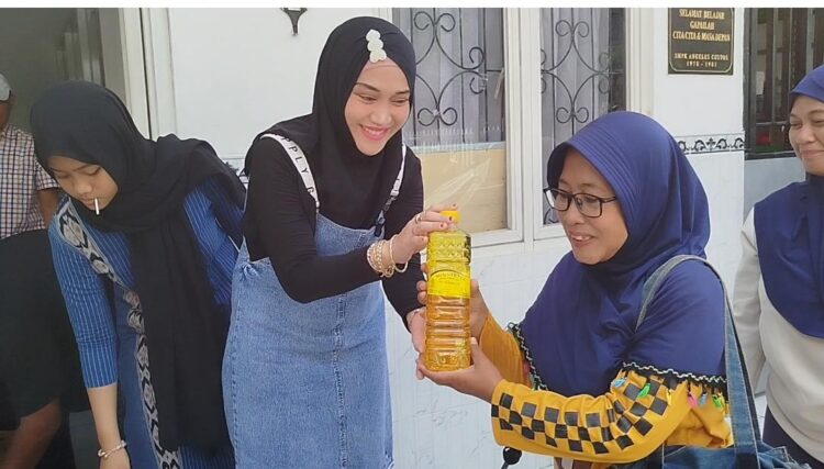 Peduli Anak Berkebutuhan Khusus, Squad Nusantara Jatim dan Dirpolairud Polda Jatim Gelar Bakti Sosial di SLB Bakti Asih Surabaya