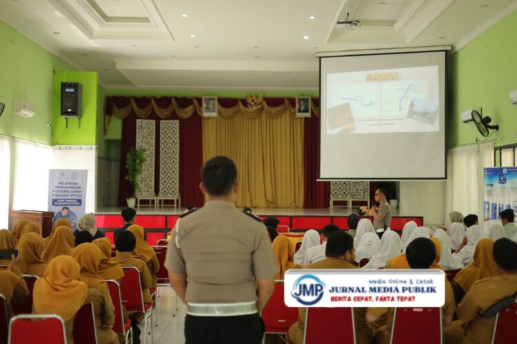 Satlantas Polres Gresik Gencarkan Police Goes To School untuk Tekan Angka Kecelakaan Pelajar