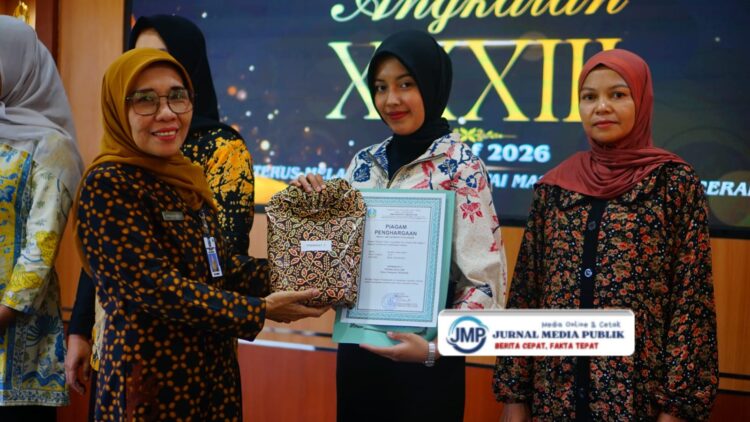 Sosialisasi Kewirausahaan dan Bursa Kerja Warnai Pelepasan Siswa Kelas Xll SMA Negeri 3 magetan