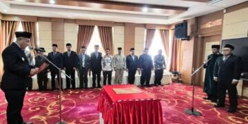 Walikota Sungai Penuh Resmi Lantik Y.Z. Oktovianus Jadi Dewas Perumda Tirta Khayangan Periode 2026–2030