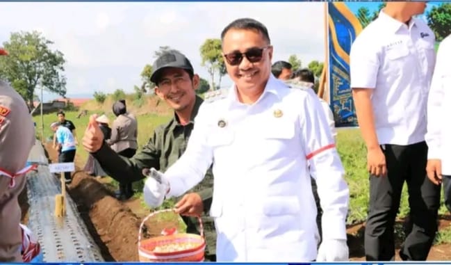Pemkot Sungai Penuh Dukung Program Penanaman Bawang Putih Serentak, Wali Kota Alfin: Tingkatkan Kesejahteraan Petani